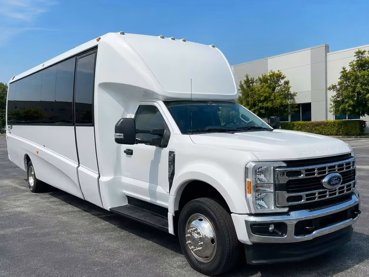 rockledge 25 passenger minibus rental