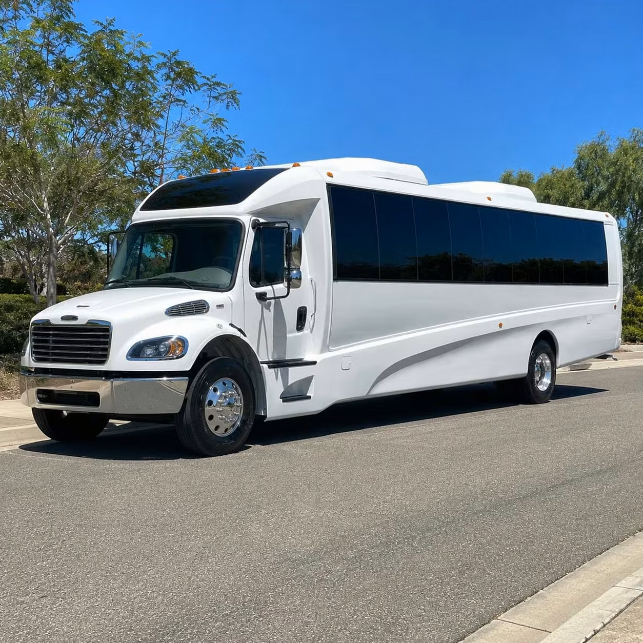 rockledge 35 passenger minibus rental
