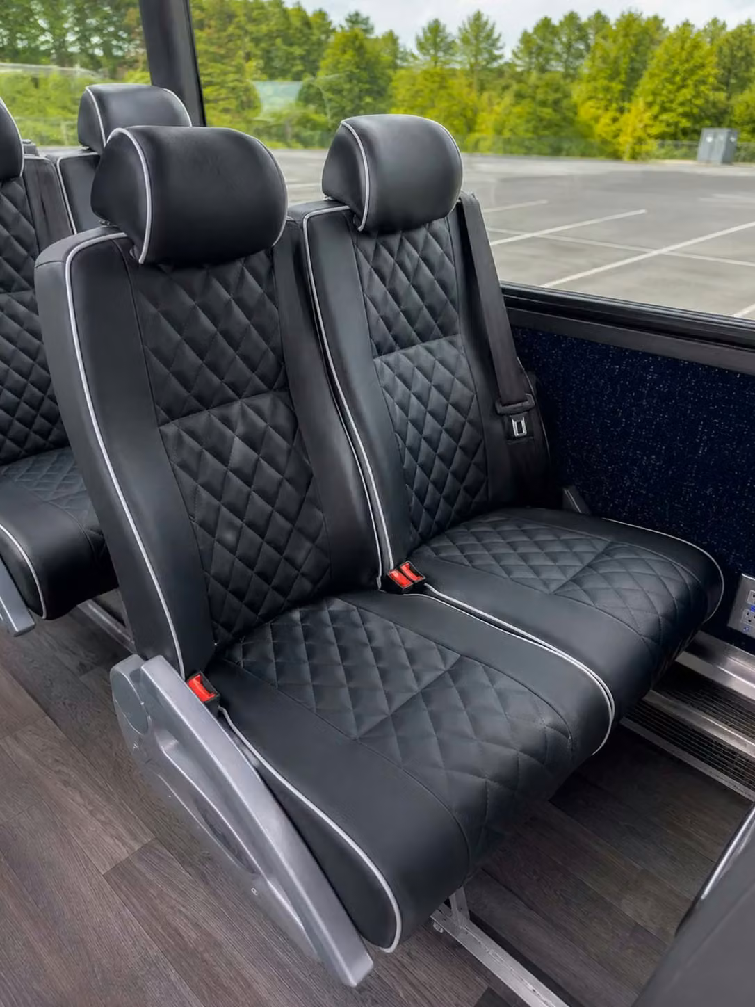 rockledge 56 passenger charter bus reclining seats