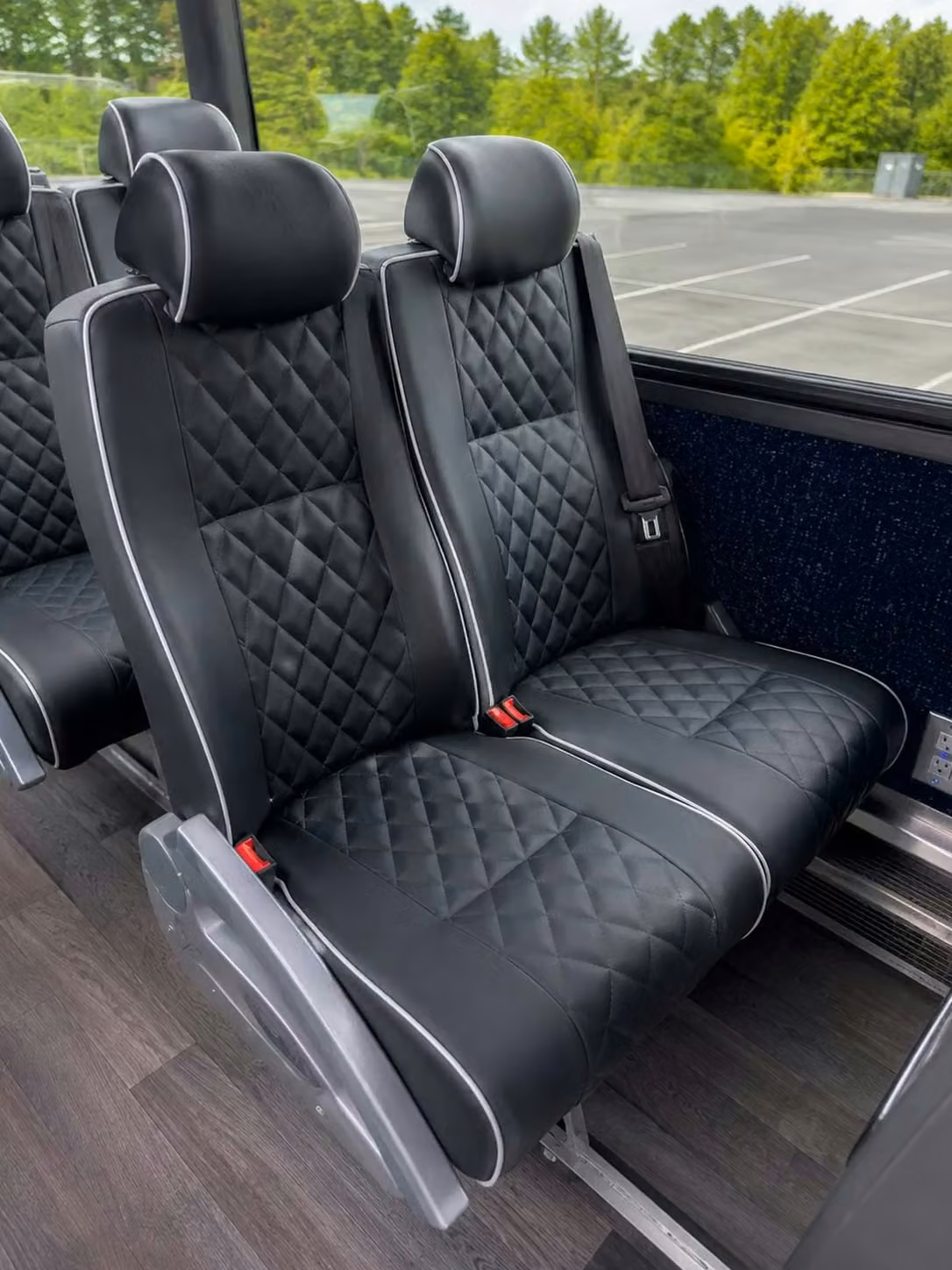 rockledge charter bus reclining seats