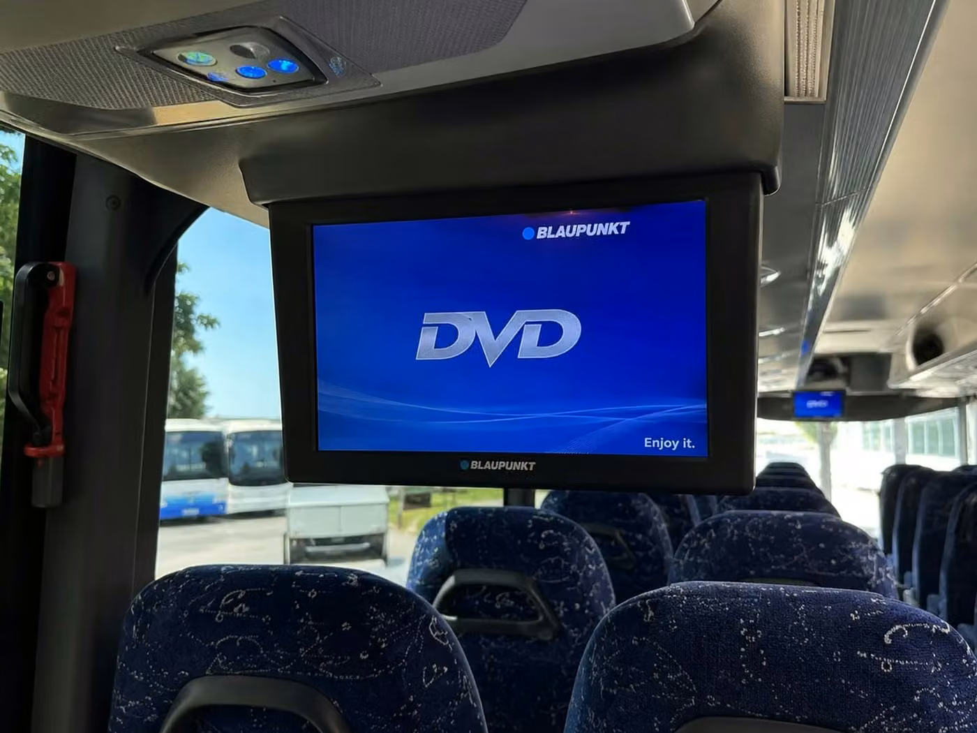 rockledge charter bus tv monitors