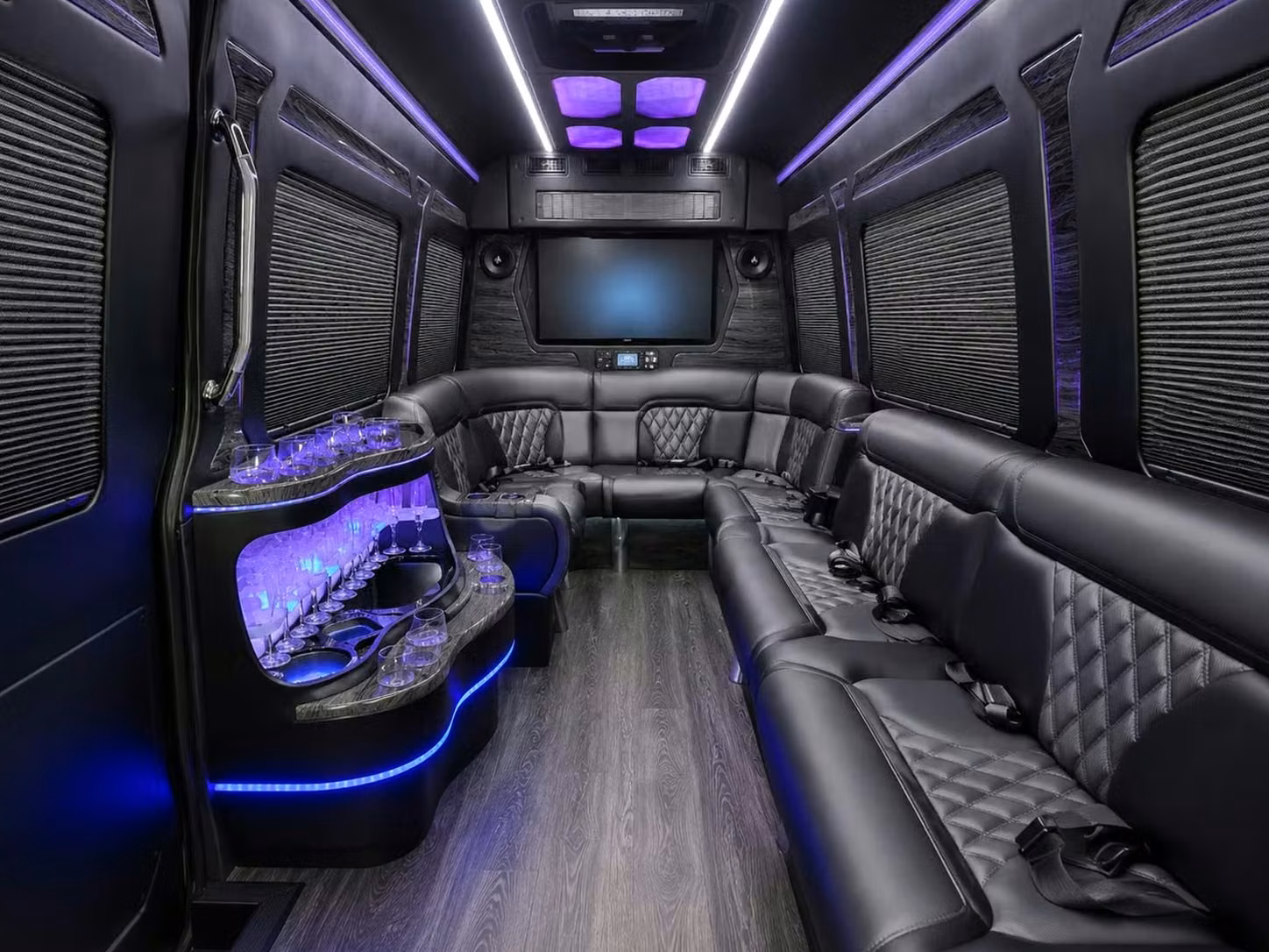 rockledge charter buses for youth group outings and summer camps
