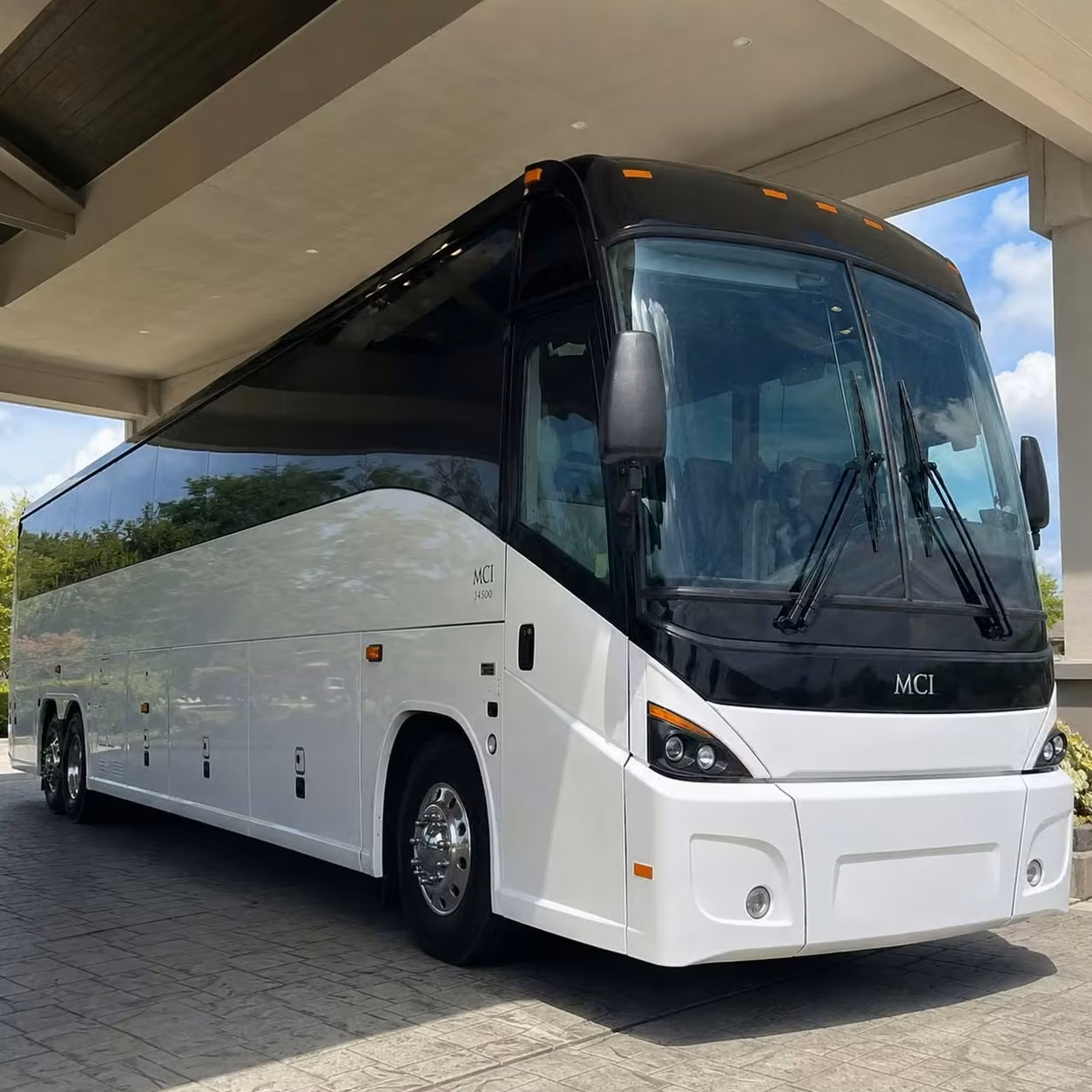 rockledge private bus rentals for military reunions